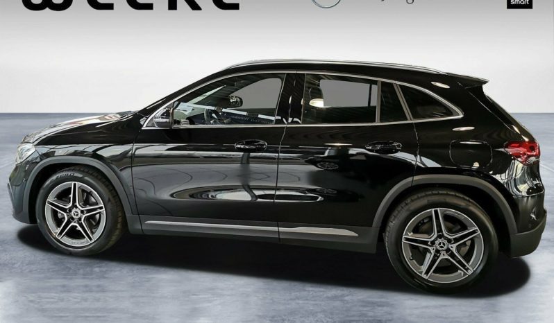 Mercedes-Benz GLA 200d AMG 4M full