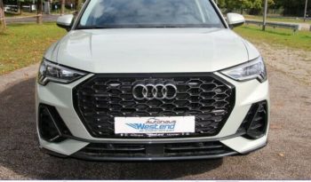 Audi Q3 full