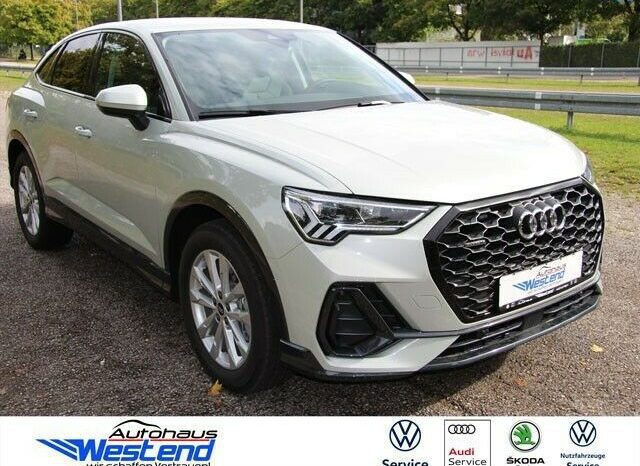 Audi Q3 full