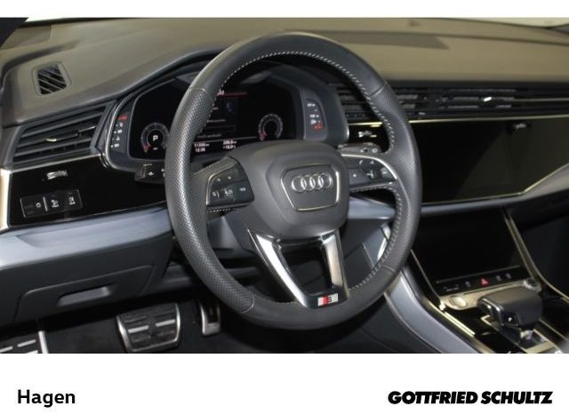 Audi Q8 full