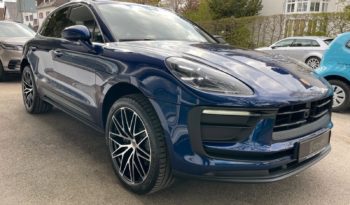 Porsche Macan full
