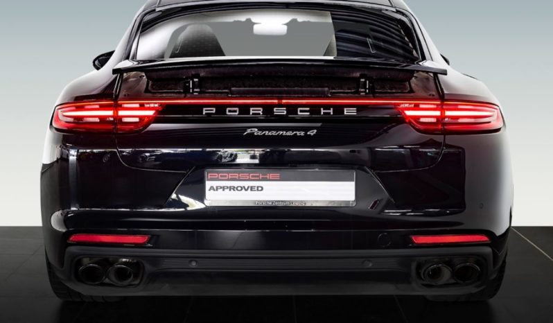 Porsche Panamera 4S full