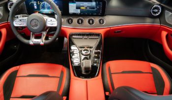 Mercedes-Benz AMG GT 43 full