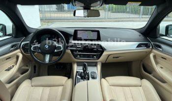 BMW 530d xDrive M SPORT full