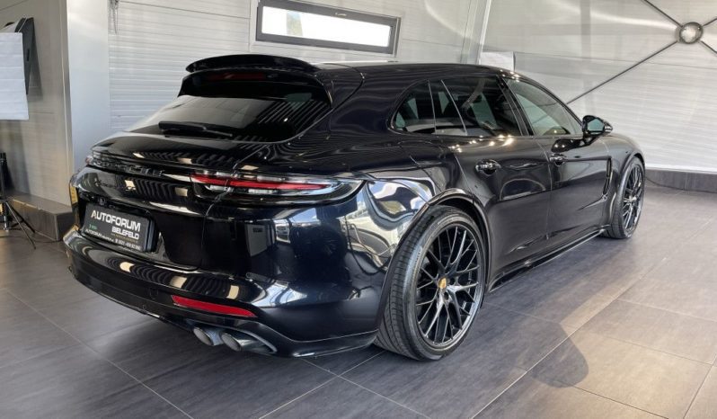 Porsche Panamera GTS Sport Turismo full