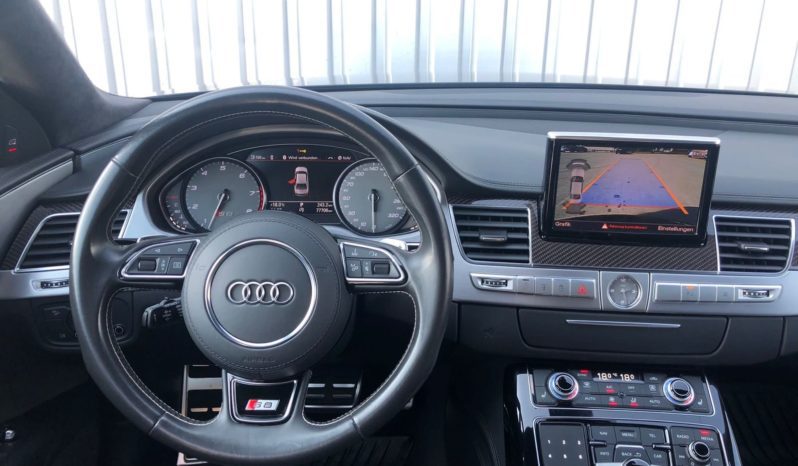 Audi S8 full