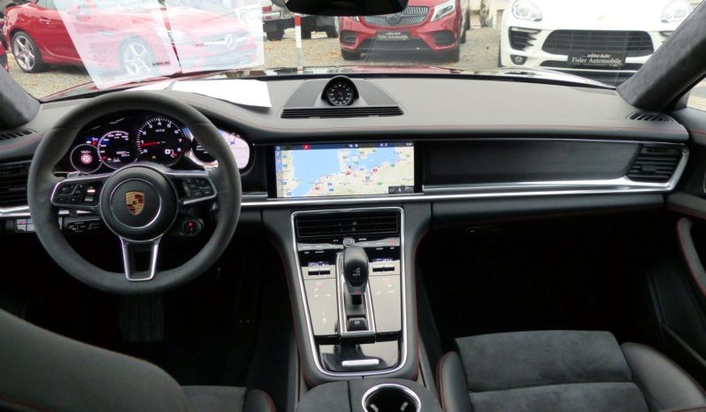 Porsche Panamera full