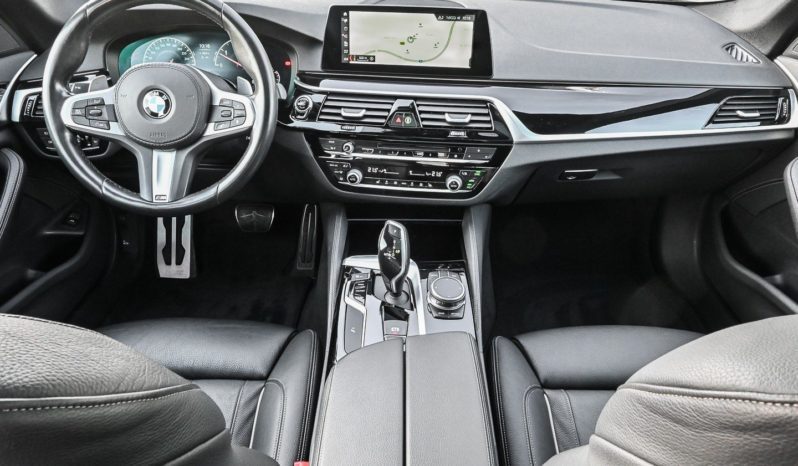 BMW 530d xDrive full