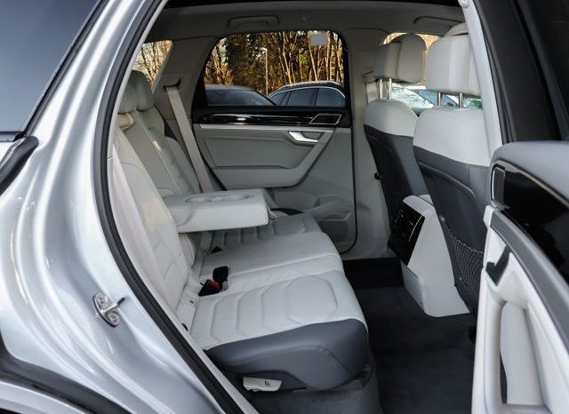 Volkswagen Touareg 3.0TDI V6 R-Line full
