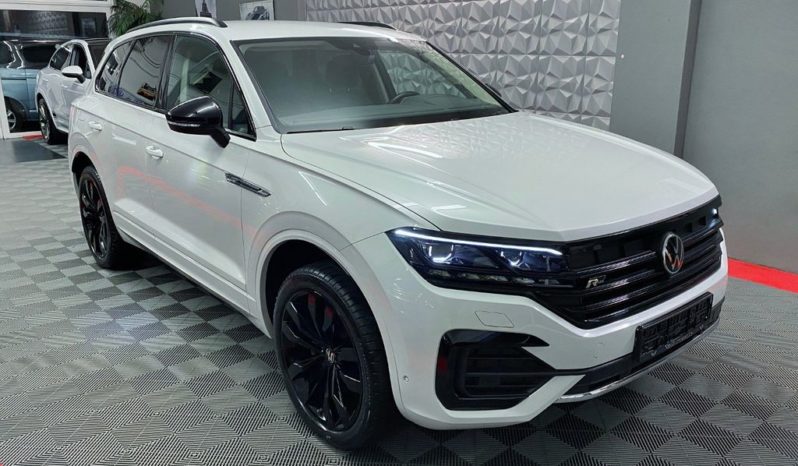 Volkswagen Touareg 3.0 TDI R-Line full