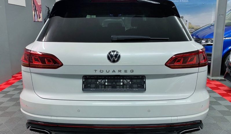 Volkswagen Touareg 3.0 TDI R-Line full