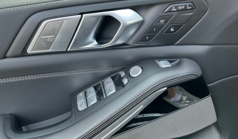 BMW X7 xDrive30d M-Sport full