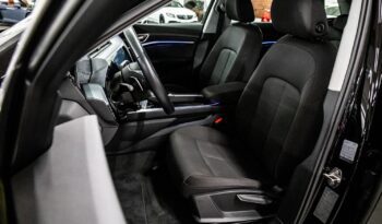 Audi E-TRON full