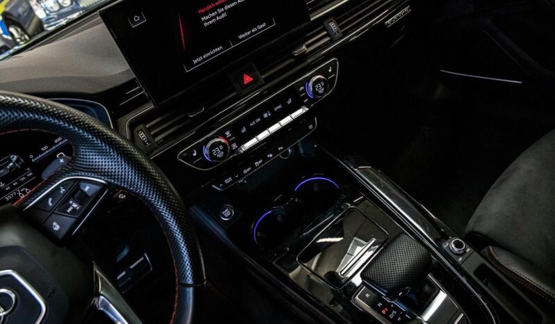 Audi A5 Coupe full