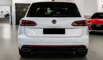 Volkswagen Touareg full