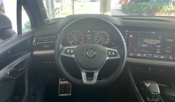 Volkswagen Touareg R-Line full