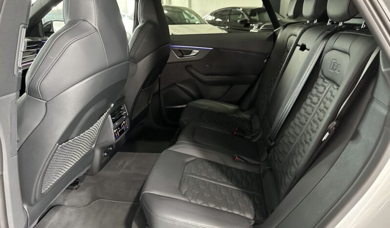 Audi RSQ8 full