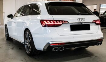 Audi S4 Avant full
