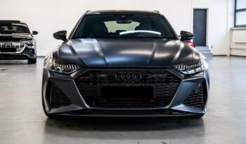 Audi RS6 Avant full