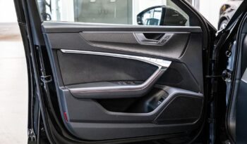Audi RS6 Avant full