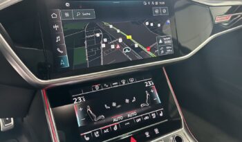 Audi RS6 Avant full