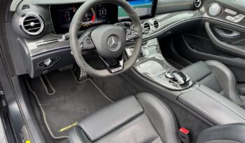 Mercedes-Benz E 63 AMG full