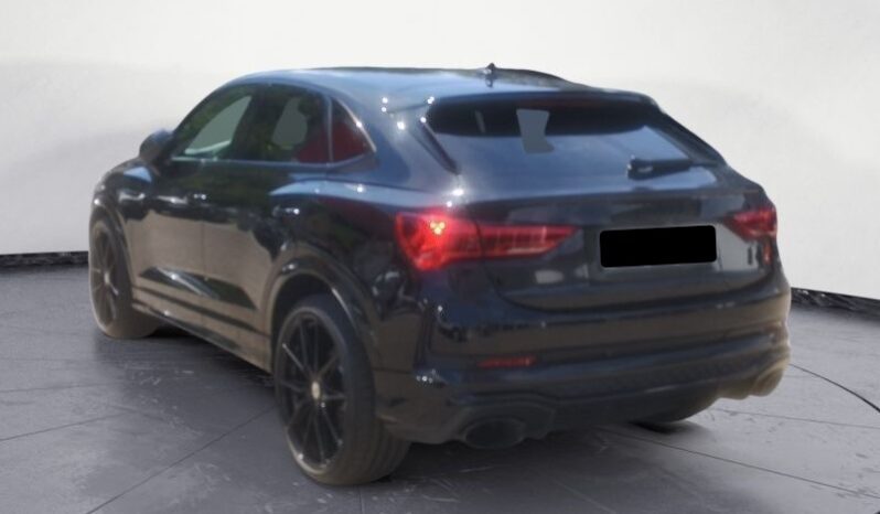 Audi RSQ3 full