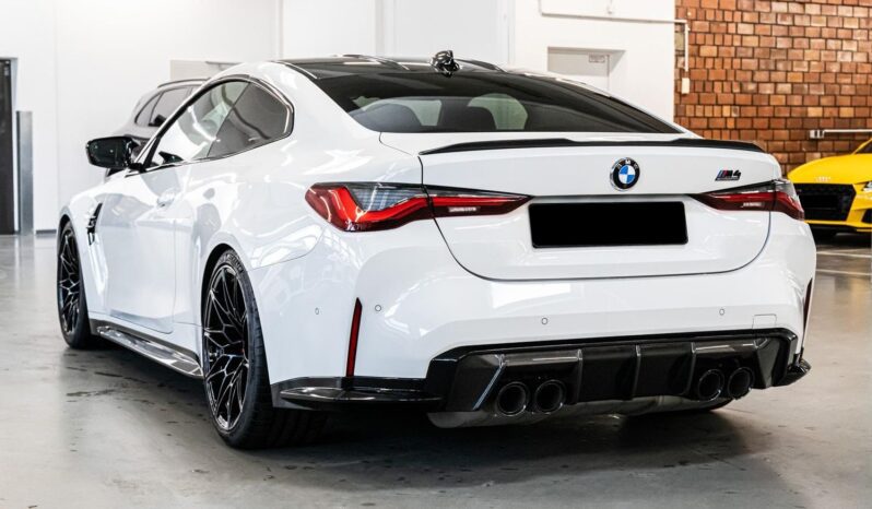 BMW M4 full