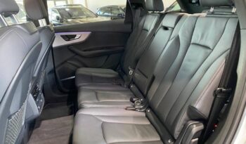 Audi Q7 full
